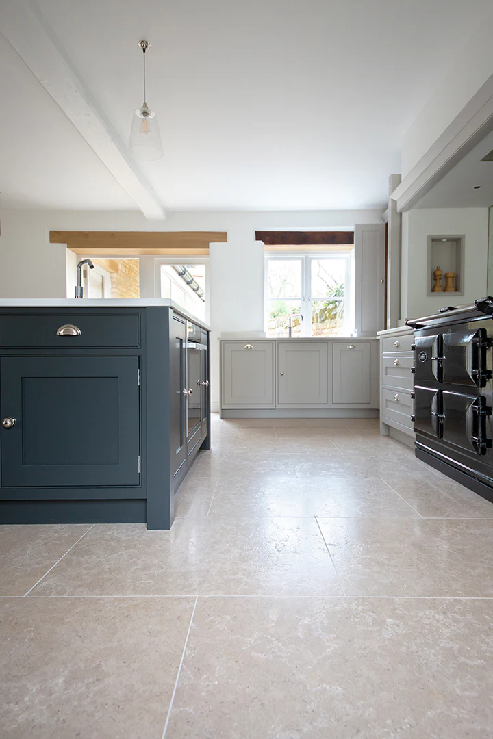 Dijon Brushed Limestone Tiles - Image 3