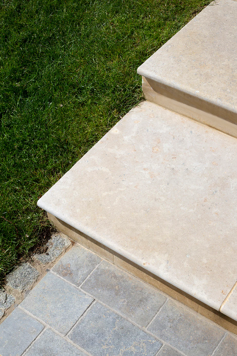 Dijon Tumbled Limestone Pavers - Image 21