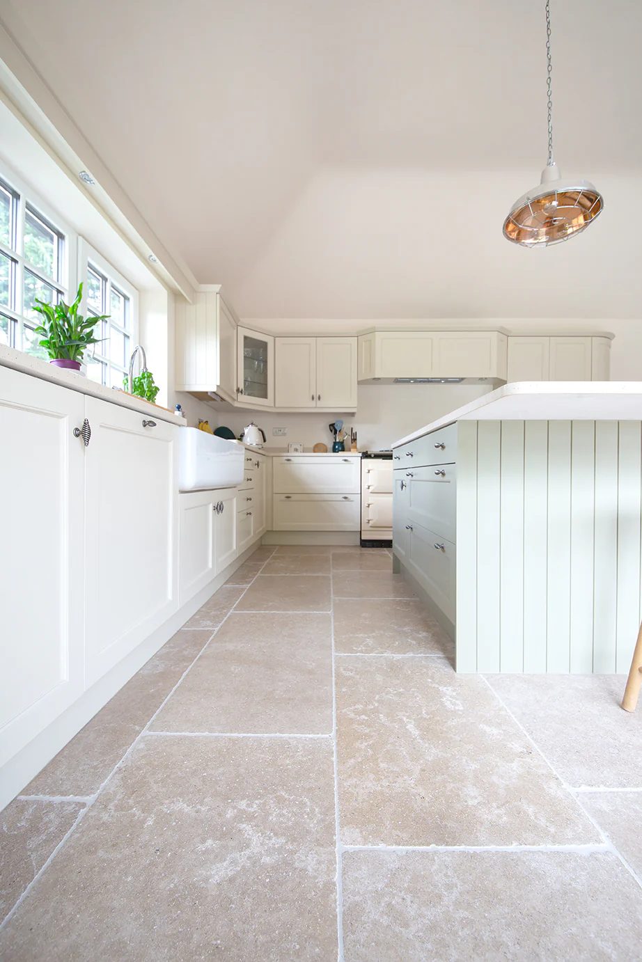 Dijon Tumbled Limestone Tiles - Image 12