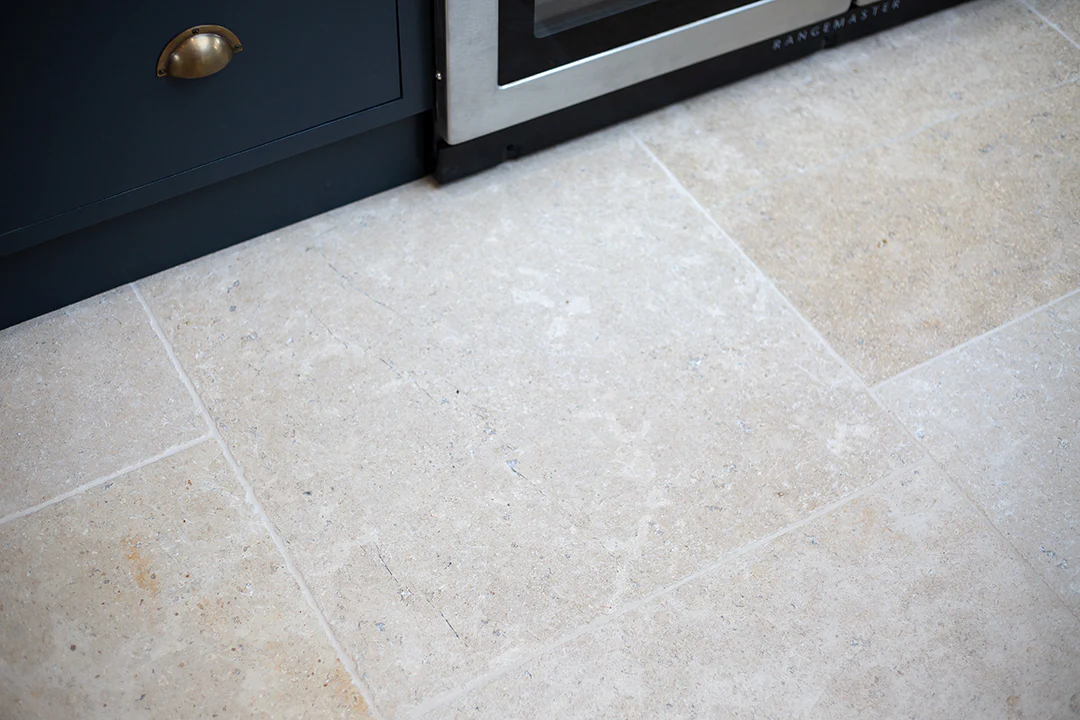 Dijon Tumbled Limestone Tiles - Image 22
