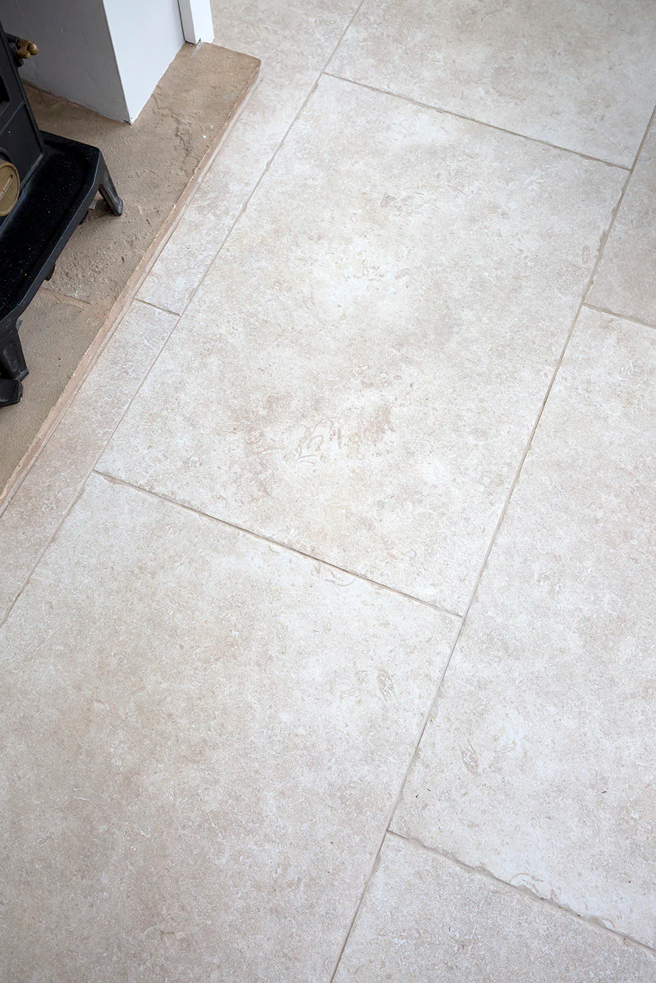 Job Lot 7.56m2 - Corinthian Beige Stone Effect Porcelain Tiles - Image 5
