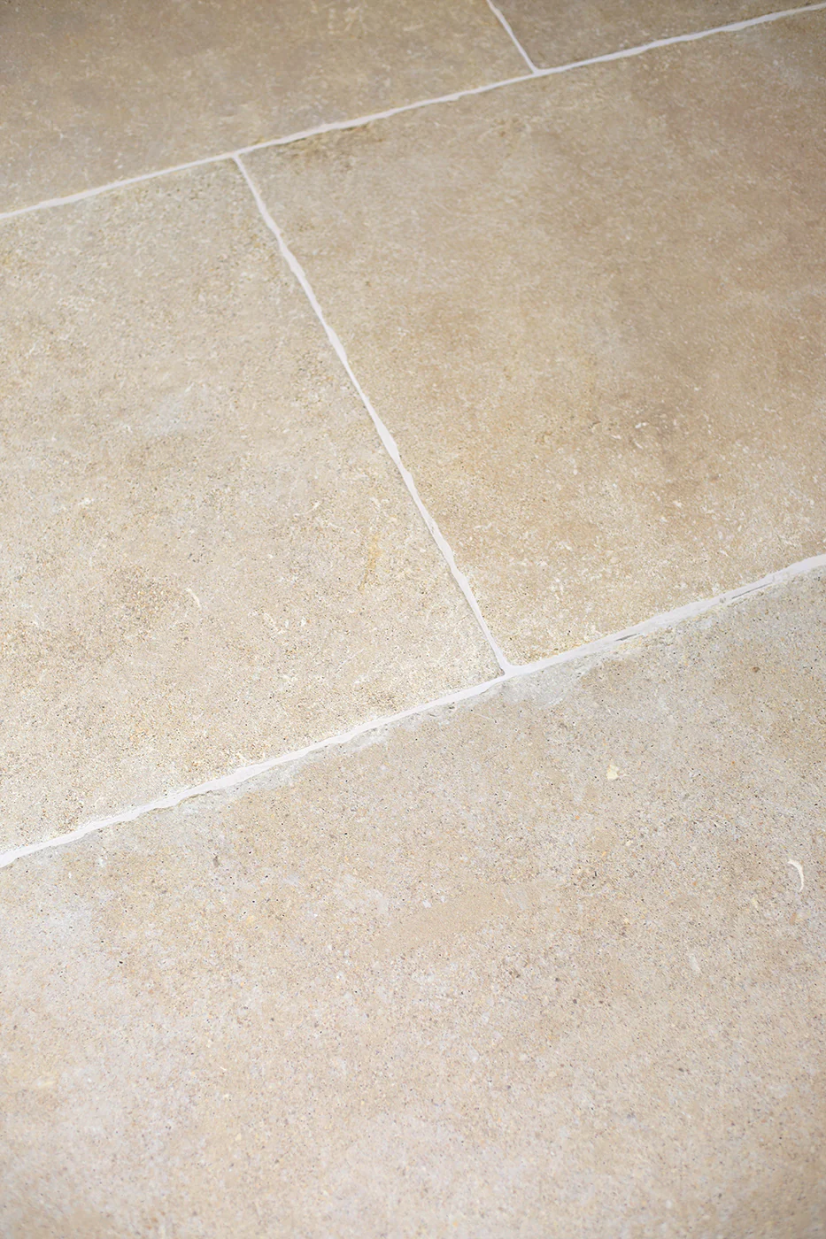 Montpellier Sable Tumbled Porcelain Paving - Image 4