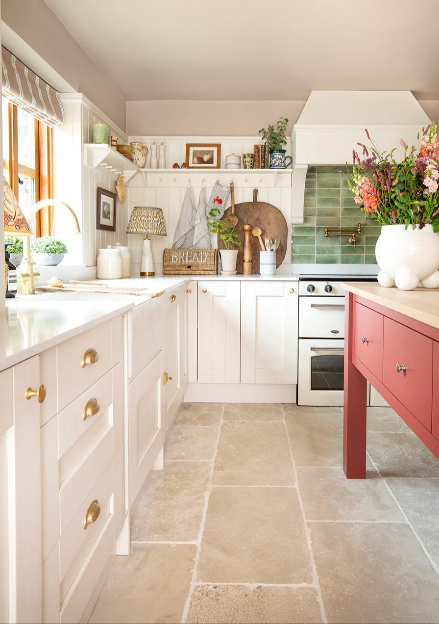 Sorrento® Aged Tumbled Limestone Tiles - Image 8