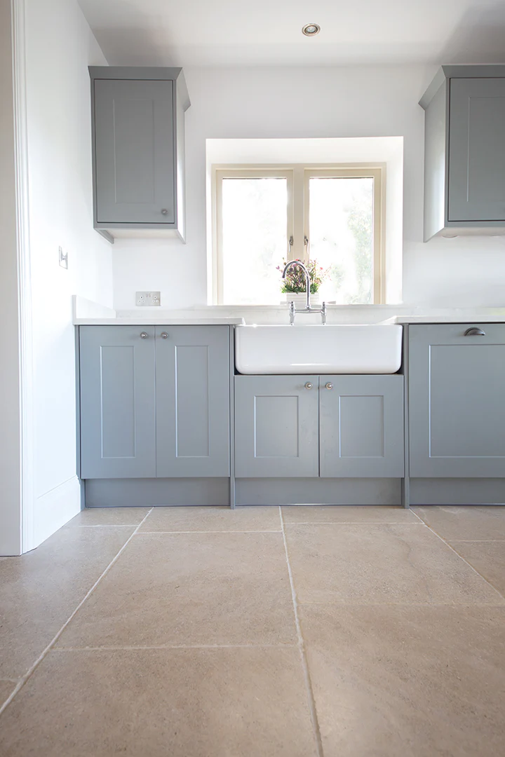 Tuscany Tumbled Limestone Tiles - Image 5